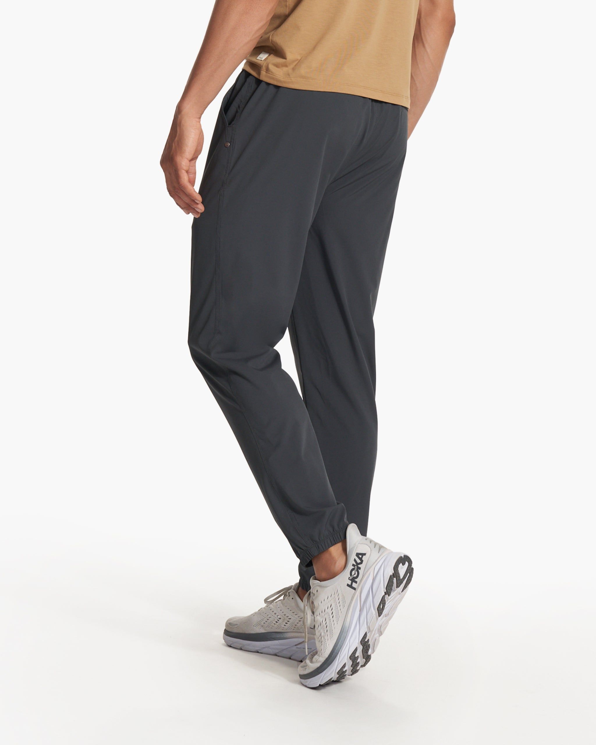 Kore Jogger | Charcoal sold by Vuori product image thumbnail 4