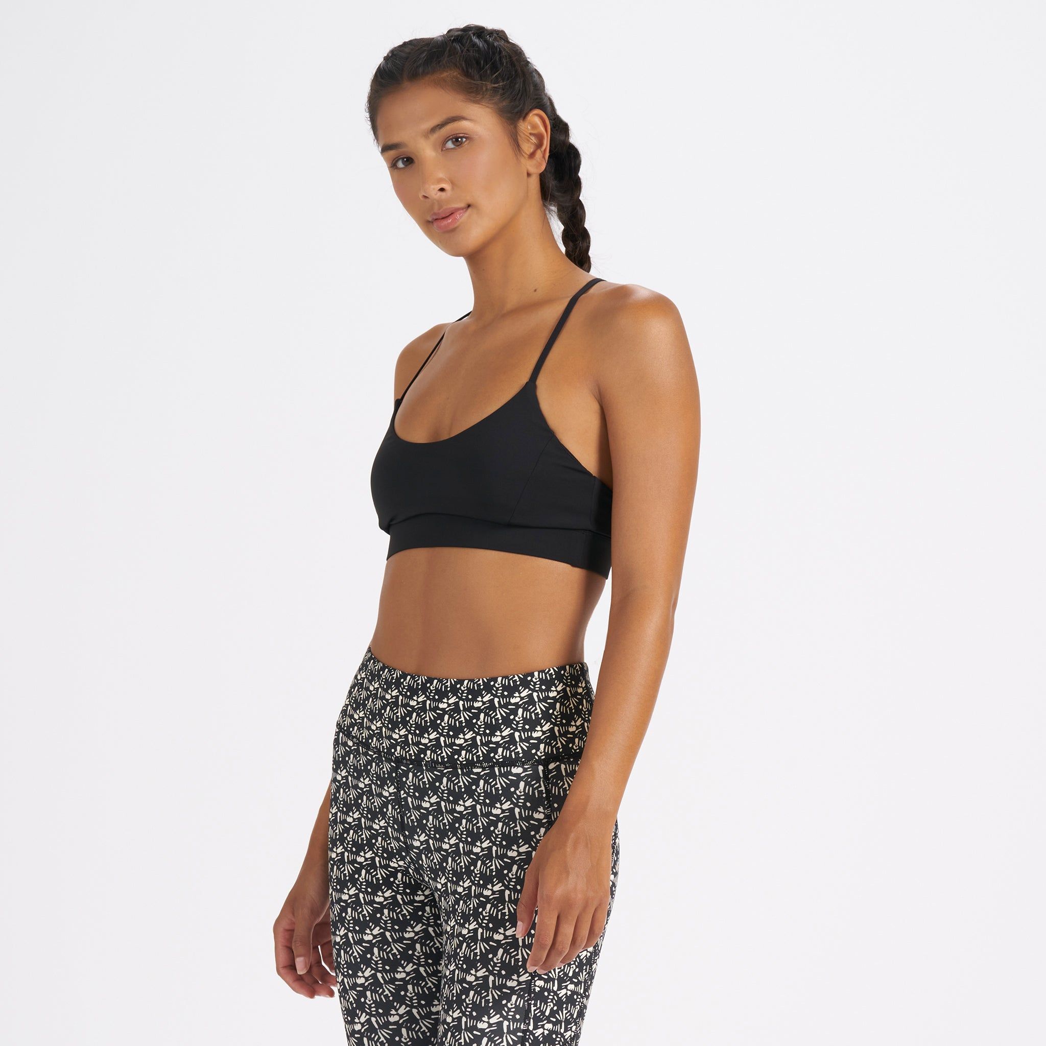 Oasis Bra | Black sold by Vuori product image thumbnail 2