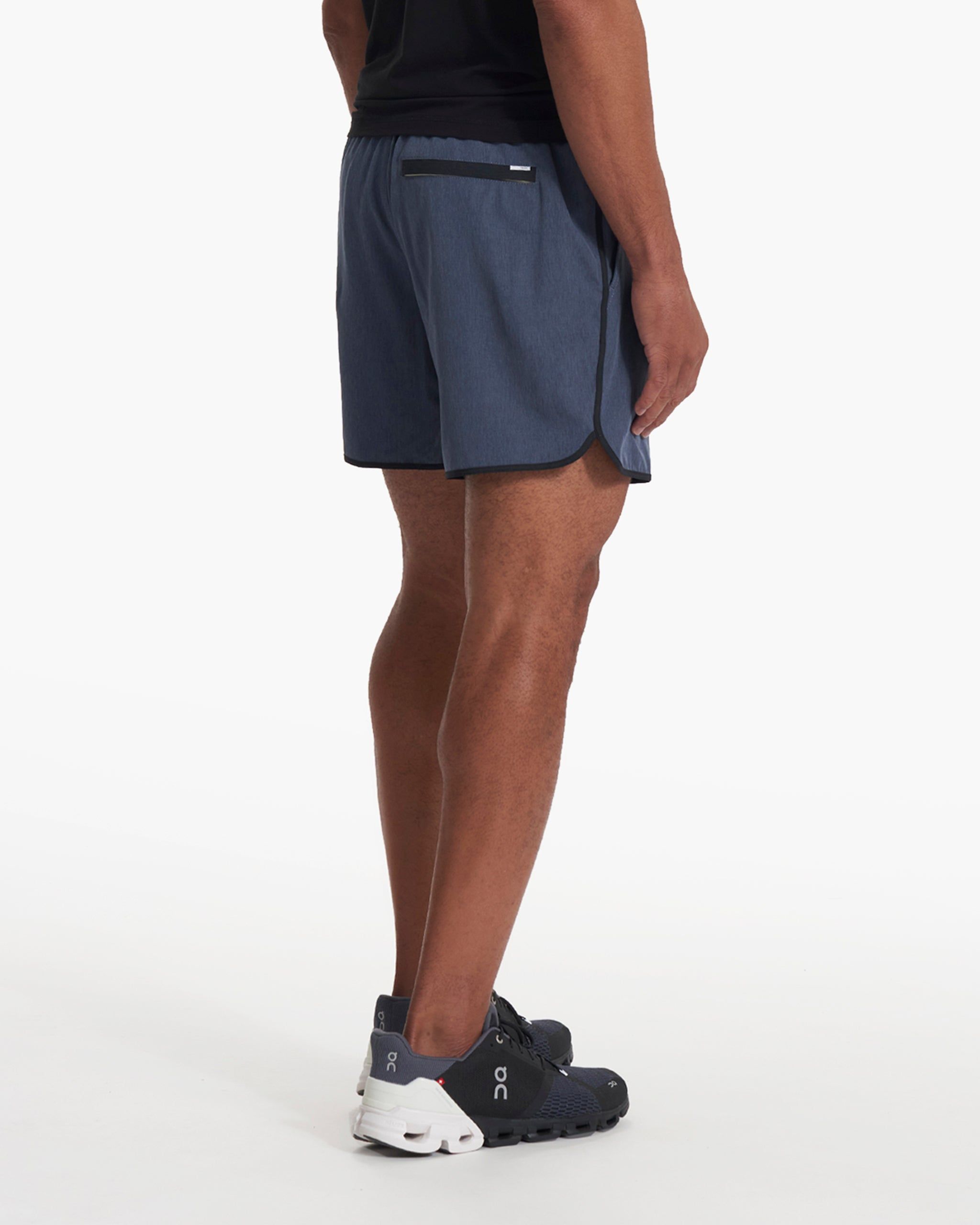 Banks Short 5" | Azure Linen Texture sold by Vuori product image thumbnail 3