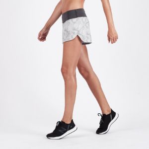 Omni Performance Short | Grey Dunes Texture sold by Vuori
