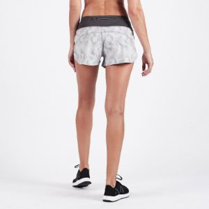 Omni Performance Short | Grey Dunes Texture sold by Vuori