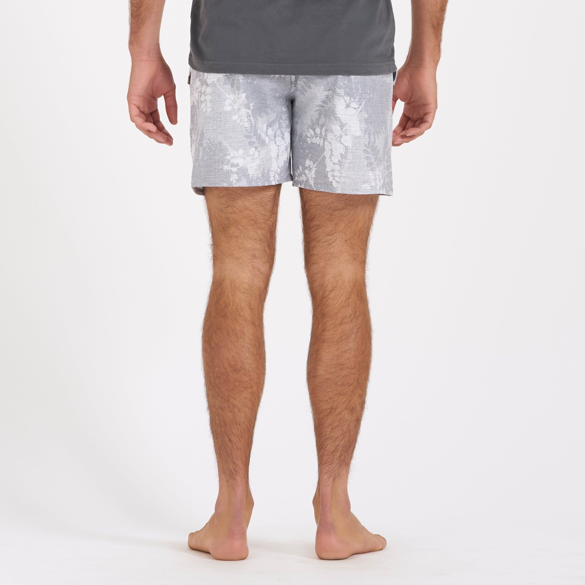 Cape Short | Light Grey Vintage Leaf sold by Vuori product image thumbnail 4