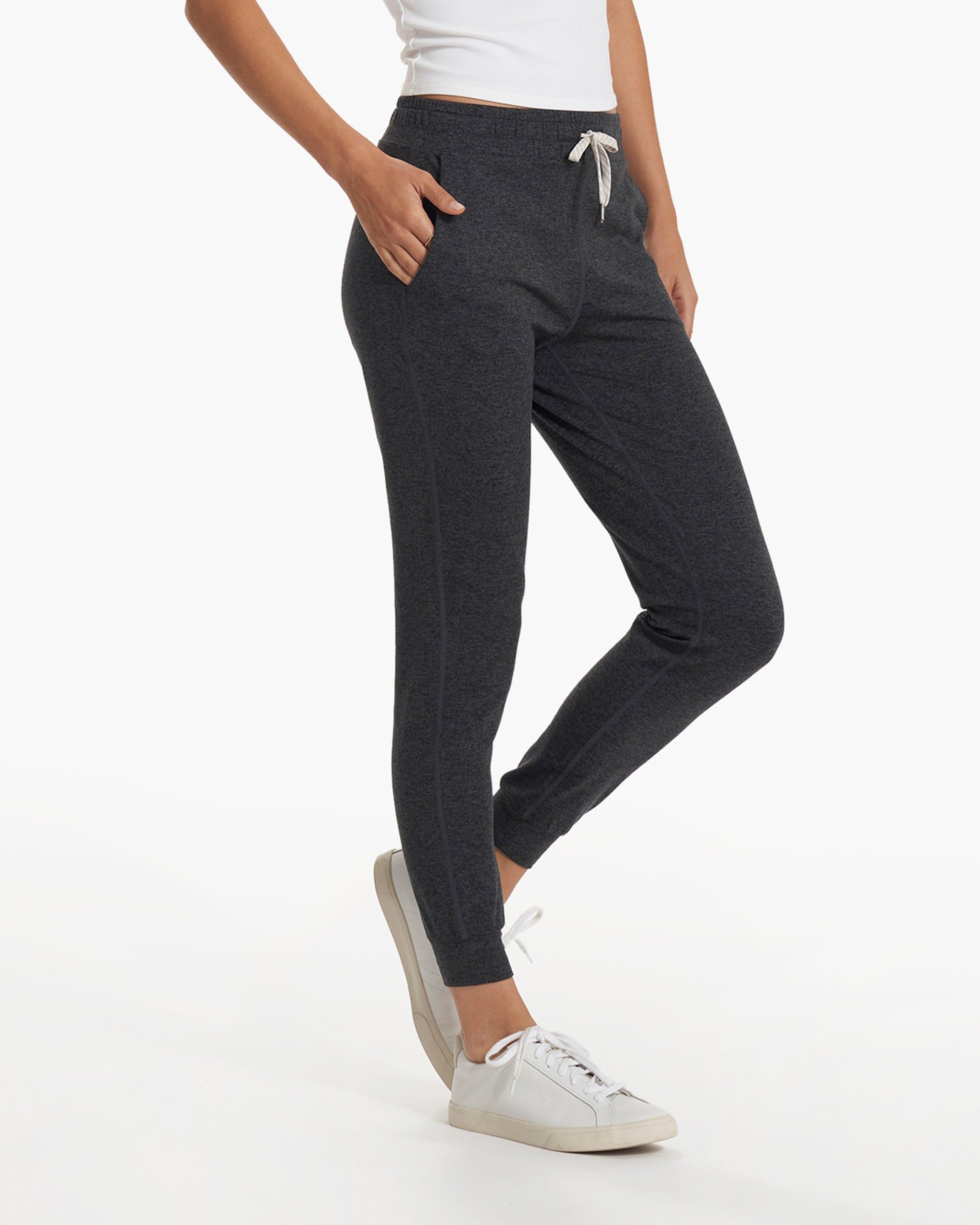 Performance Jogger | Charcoal Heather sold by Vuori product image thumbnail 3