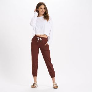 Weekend Jogger | Brick sold by Vuori