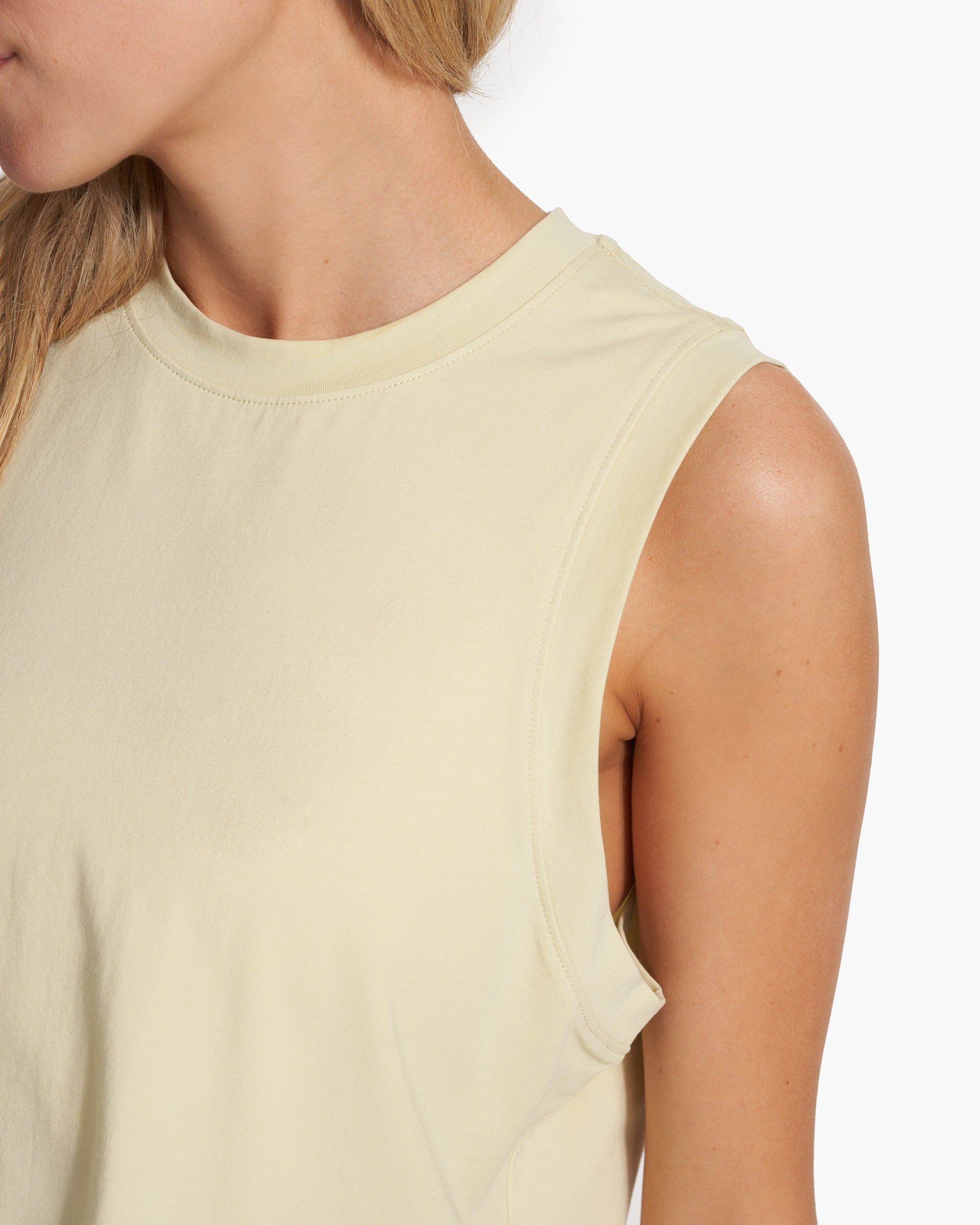 Feather Crop Tank | Seed sold by Vuori product image thumbnail 3
