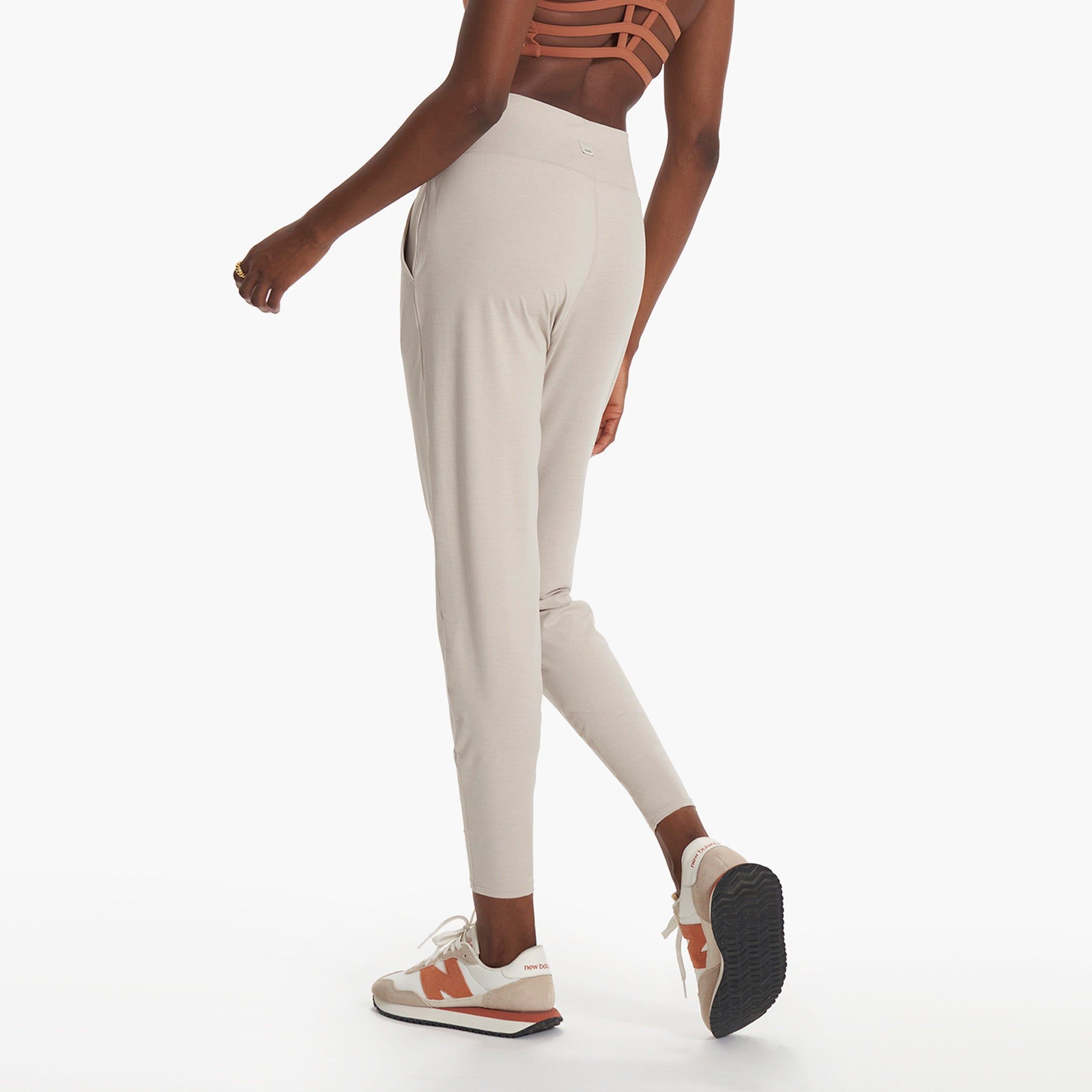 Lux At Ease Pant | Suede Heather sold by Vuori product image thumbnail 4
