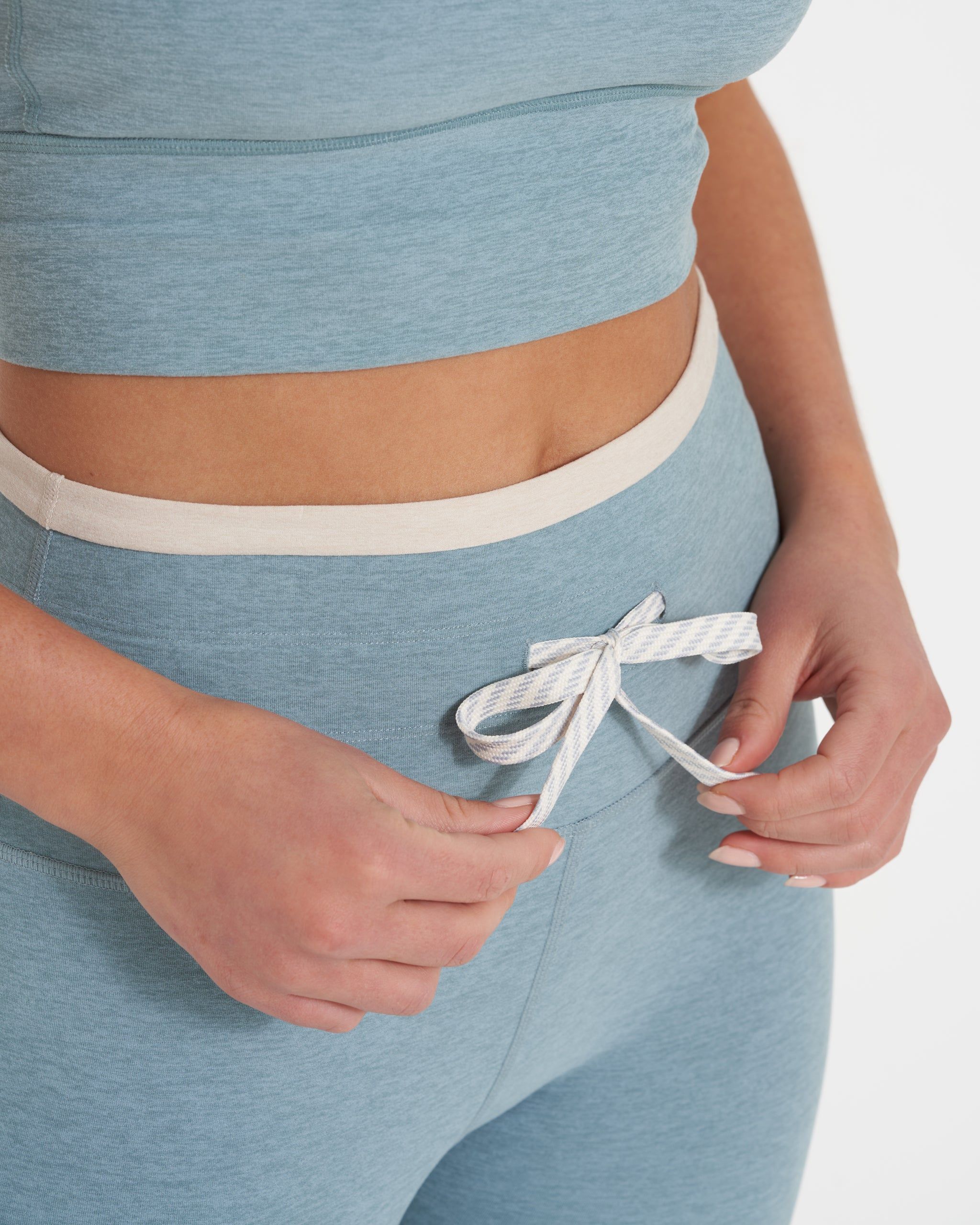 Vibe Elevation Legging | Shade Heather sold by Vuori product image thumbnail 6