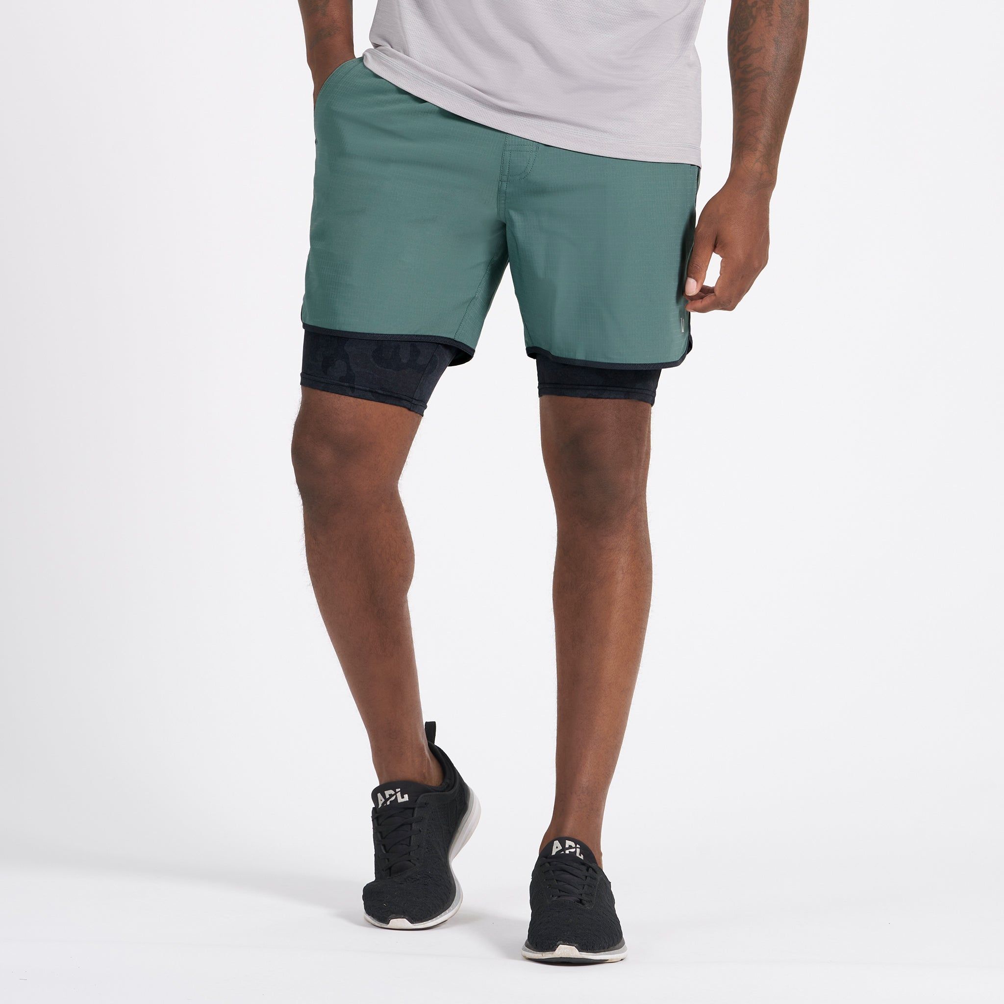 Stockton Short | Kelp sold by Vuori product image thumbnail 2