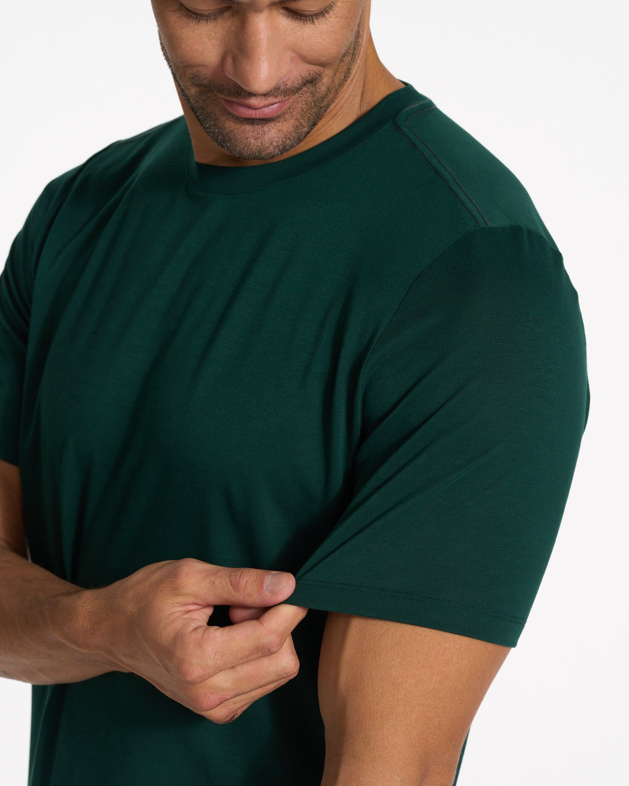 Current Tech Tee | Grass sold by Vuori product image thumbnail 6