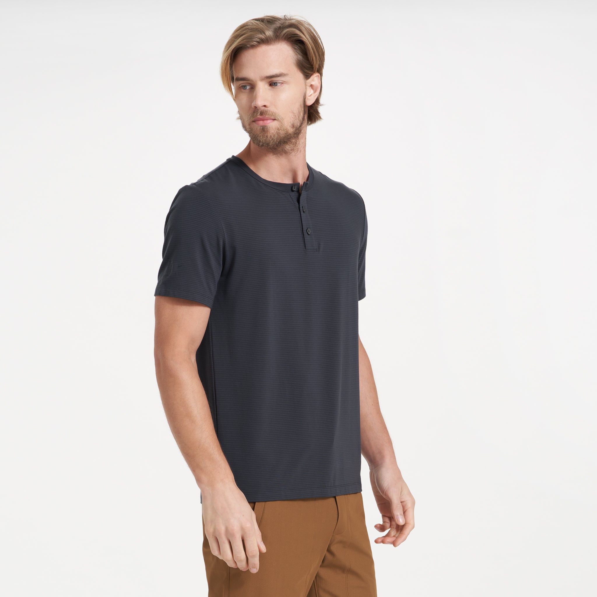 Linear Henley | Black sold by Vuori product image thumbnail 4