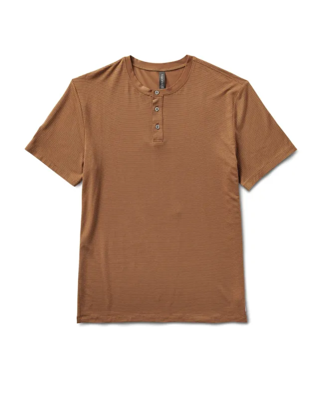 Linear Henley | Rum sold by Vuori