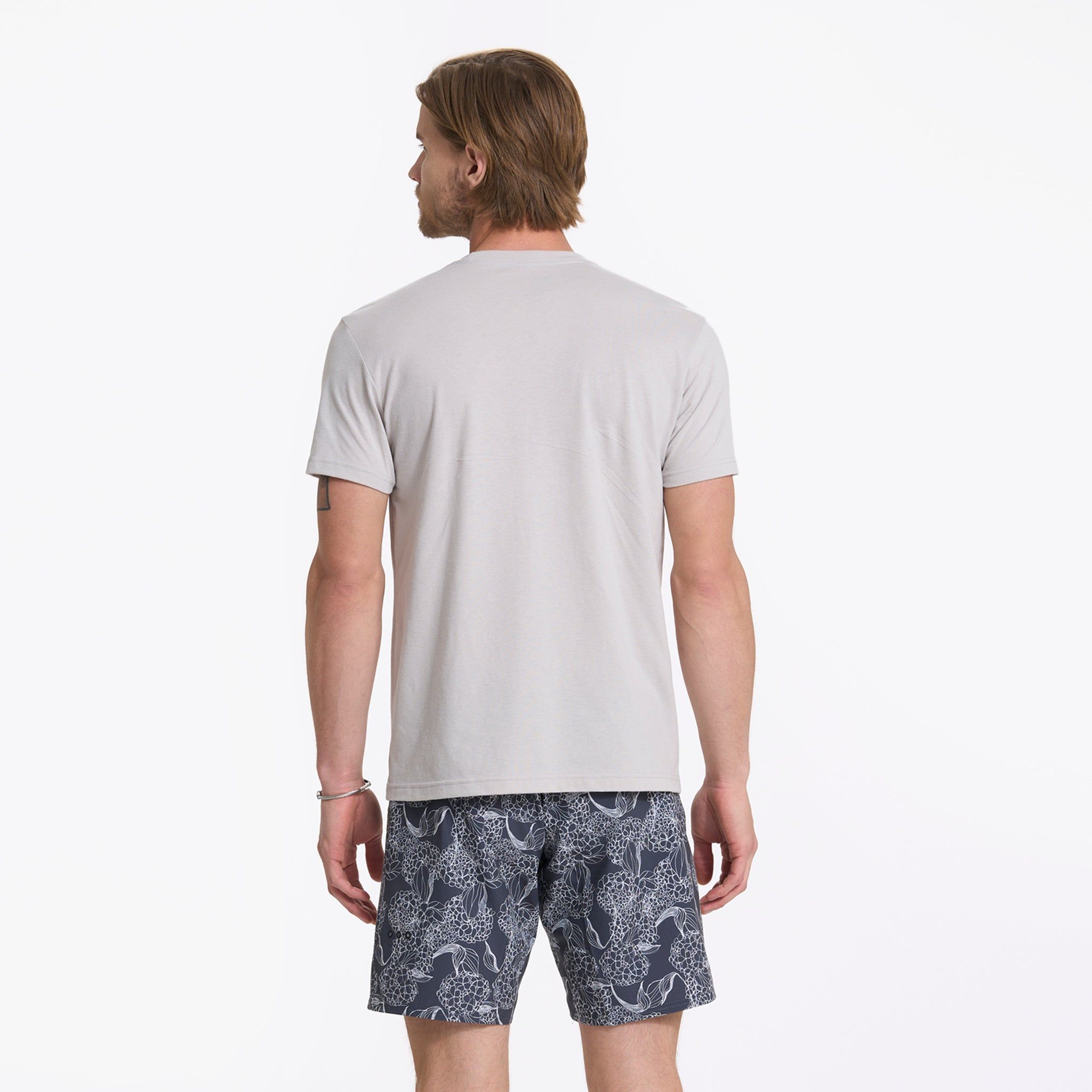 Pursuit Tee | Light Grey sold by Vuori product image thumbnail 2