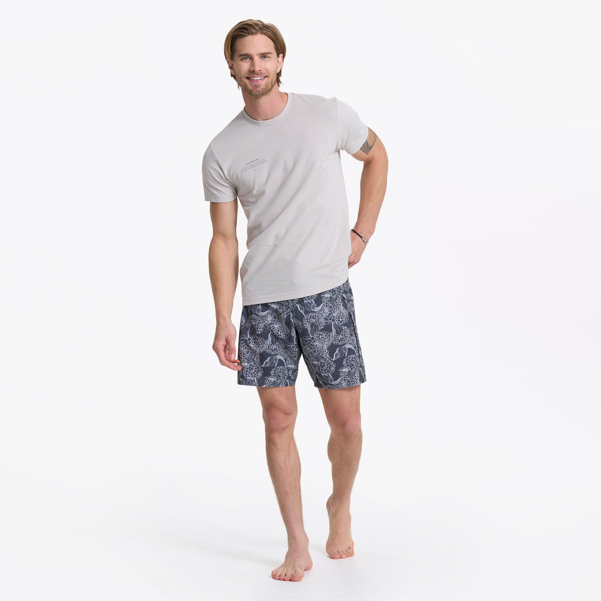 Pursuit Tee | Light Grey sold by Vuori product image thumbnail 3