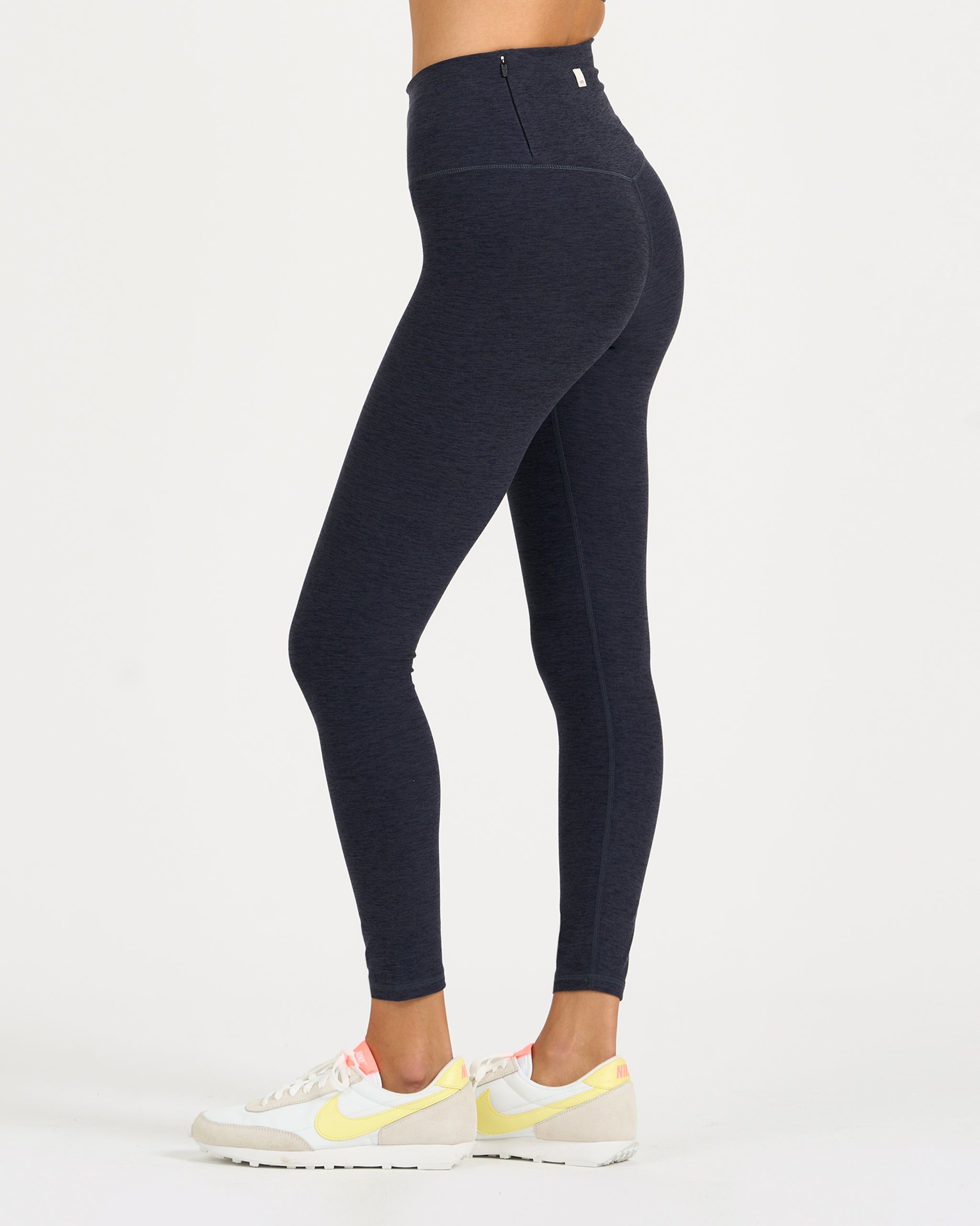 Clean Elevation Legging | Midnight Heather sold by Vuori product image thumbnail 3