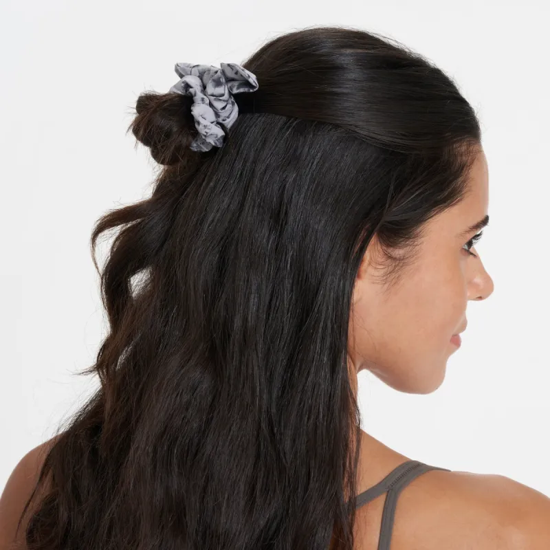 Tie Scrunchy | Grey Shibori sold by Vuori