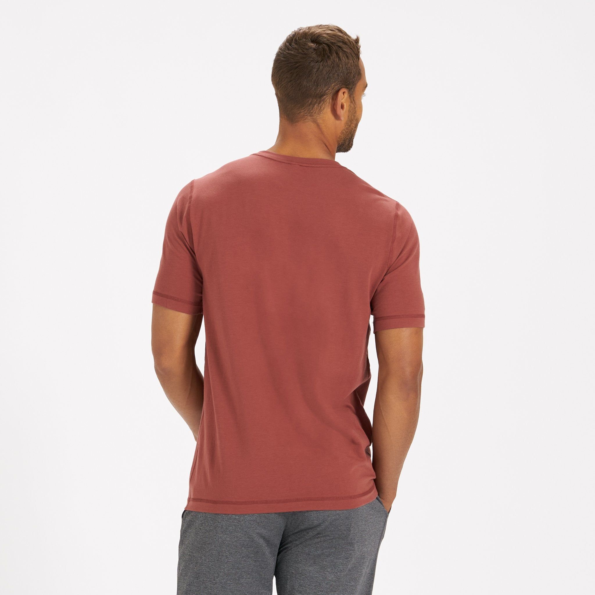 Tuvalu Tee | Red Clay sold by Vuori product image thumbnail 3