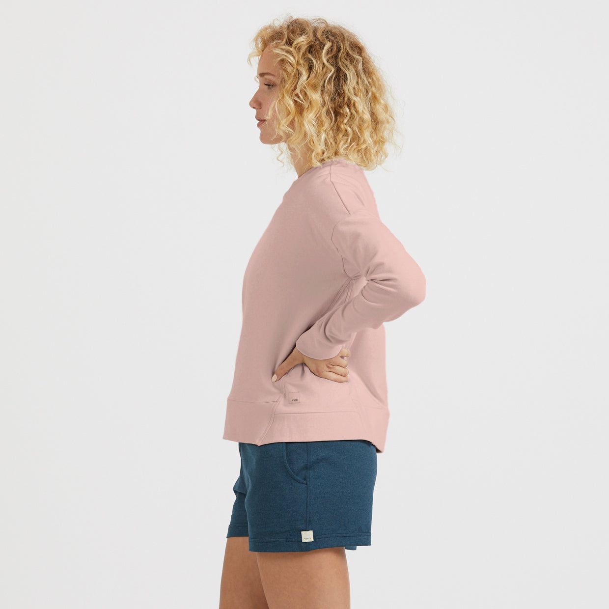 Shiloh Pullover | Shell sold by Vuori product image thumbnail 2