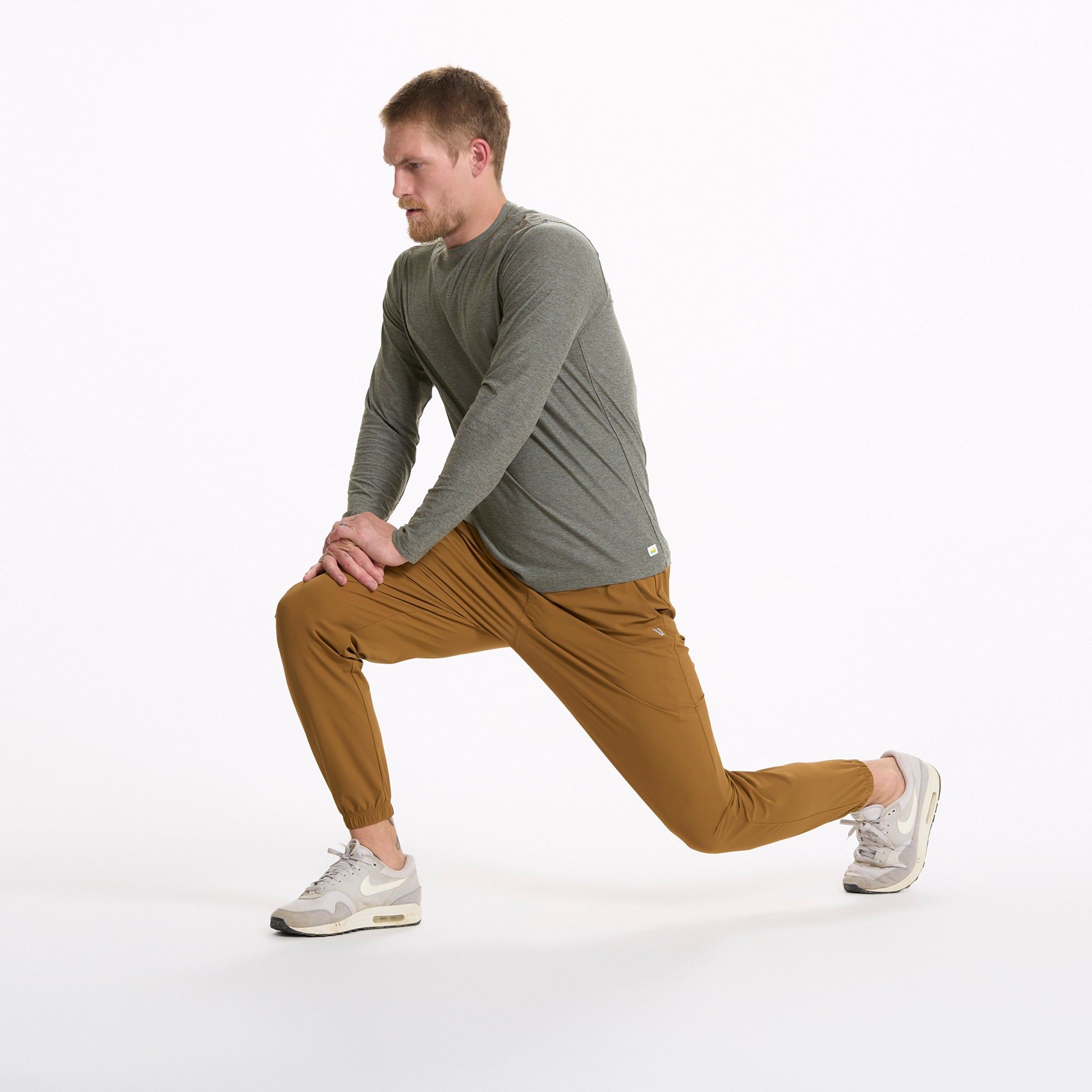 Long-Sleeve Strato Tech Tee | Dusty Pine Heather sold by Vuori product image thumbnail 6
