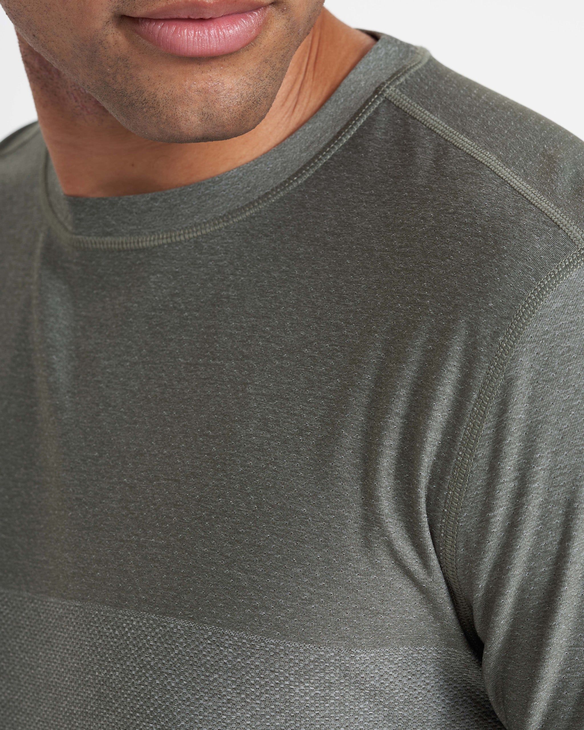 Grandview Tech Tee | Oregano Heather sold by Vuori product image thumbnail 6