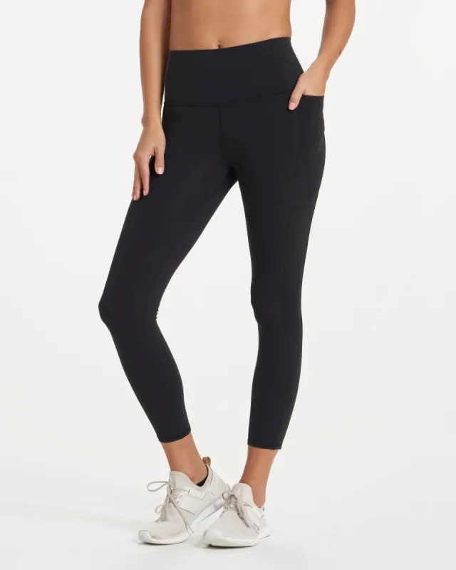 Studio Pocket Legging-Short | Black sold by Vuori