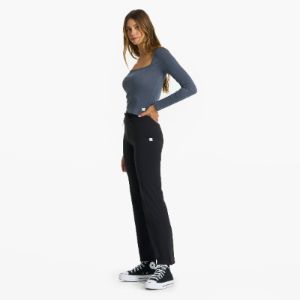 Long-Sleeve Sunrise Square Neck | Azure sold by Vuori