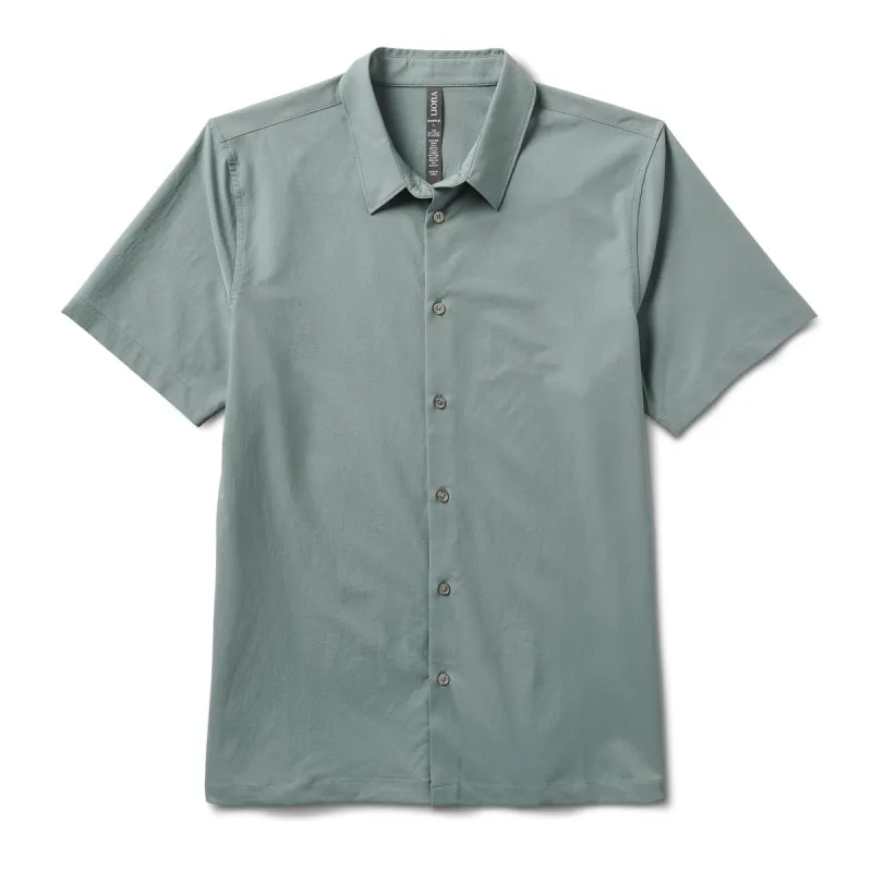 Short Sleeve Manhattan Button Down | Stormy sold by Vuori