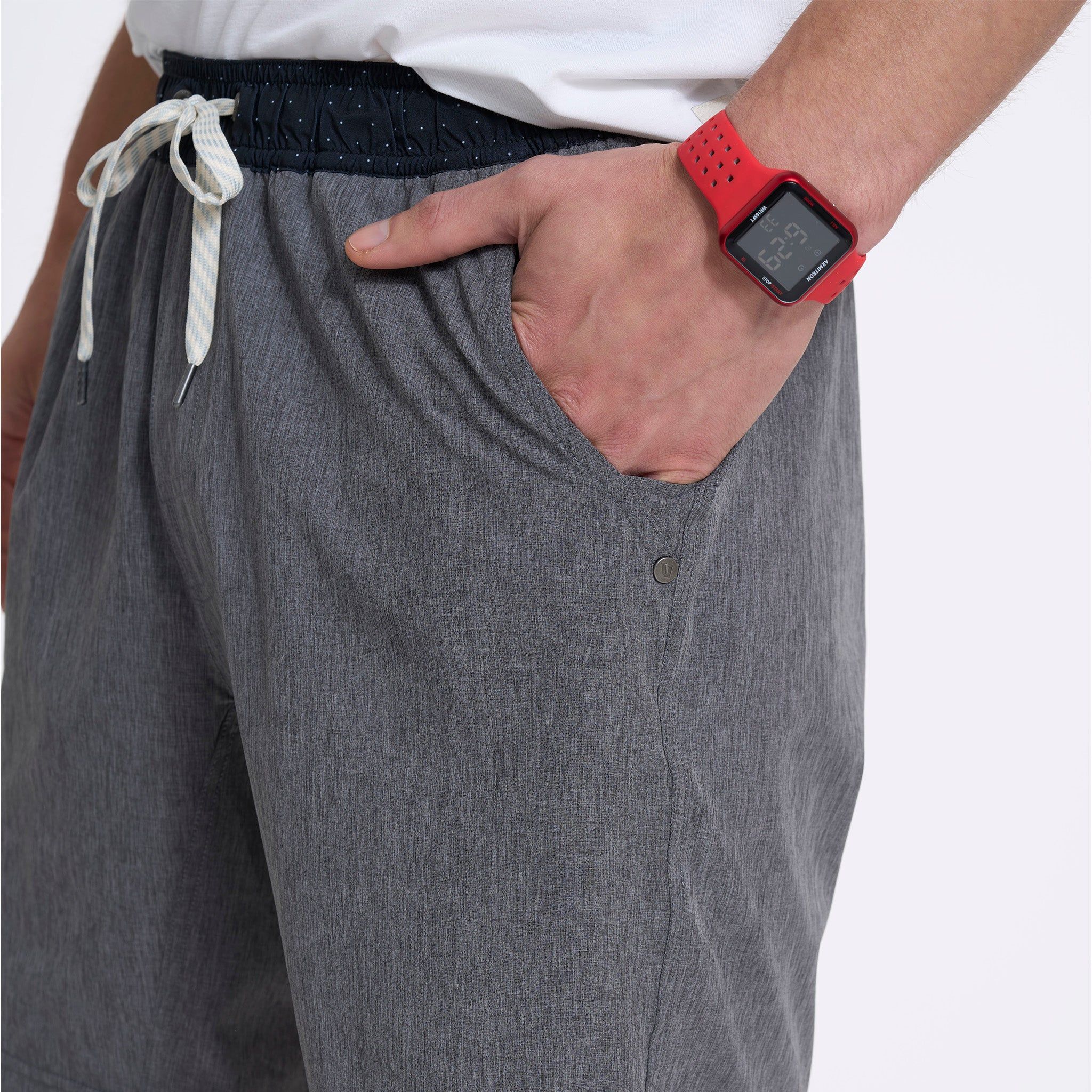 Kore Short | Vintage Charcoal Linen Texture sold by Vuori product image thumbnail 6