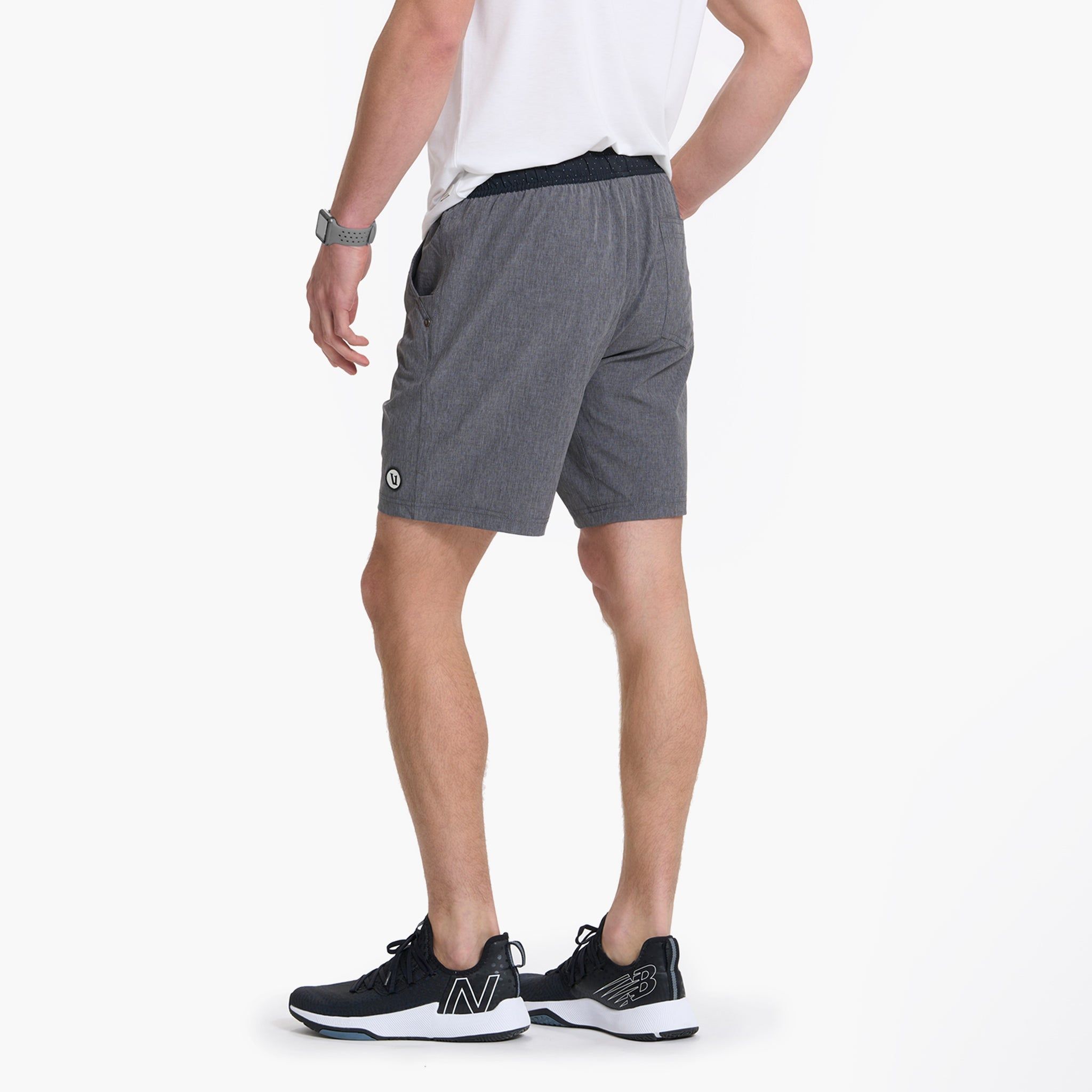 Kore Short | Vintage Charcoal Linen Texture sold by Vuori product image thumbnail 4