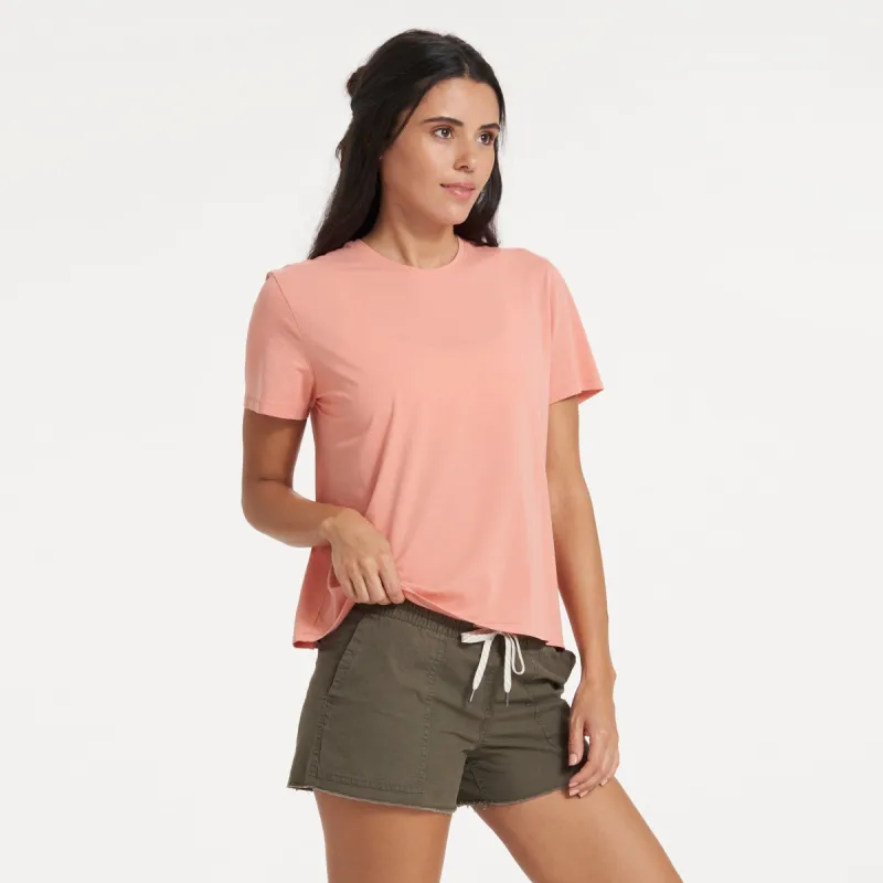 Feather Tee | Light Cinnamon sold by Vuori