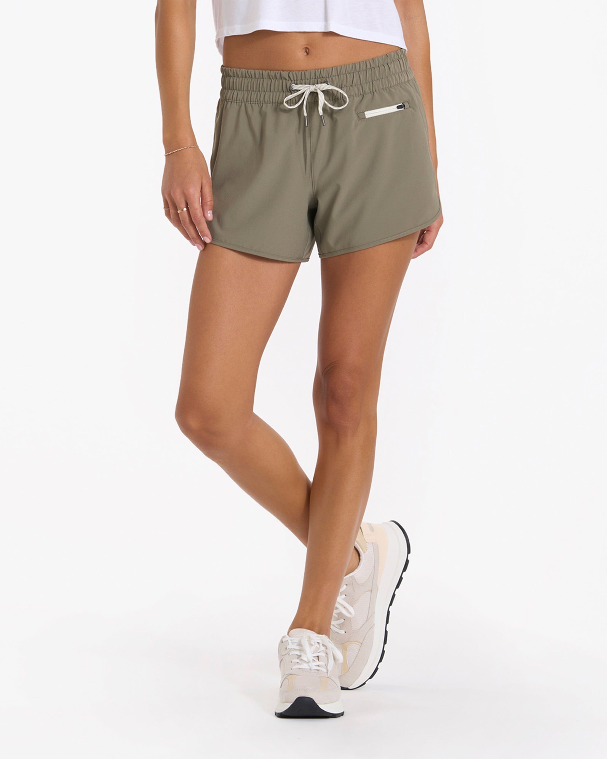 Clementine 4" Short 2.0 | Light Oregano sold by Vuori