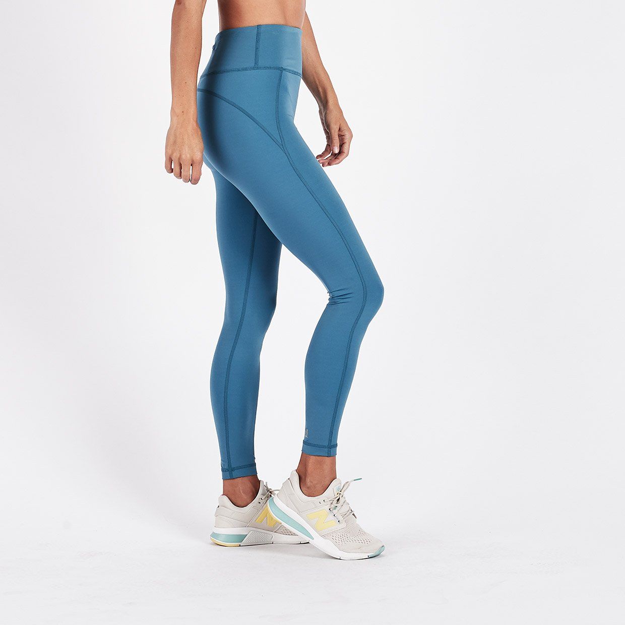 Pace High Rise Legging | Tide sold by Vuori