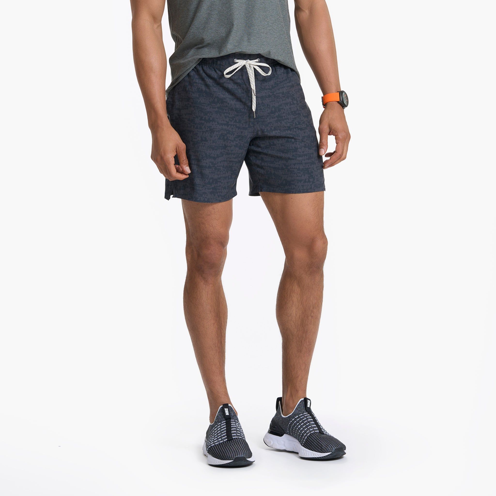 Trail Short | Black Mountain sold by Vuori product image thumbnail 2
