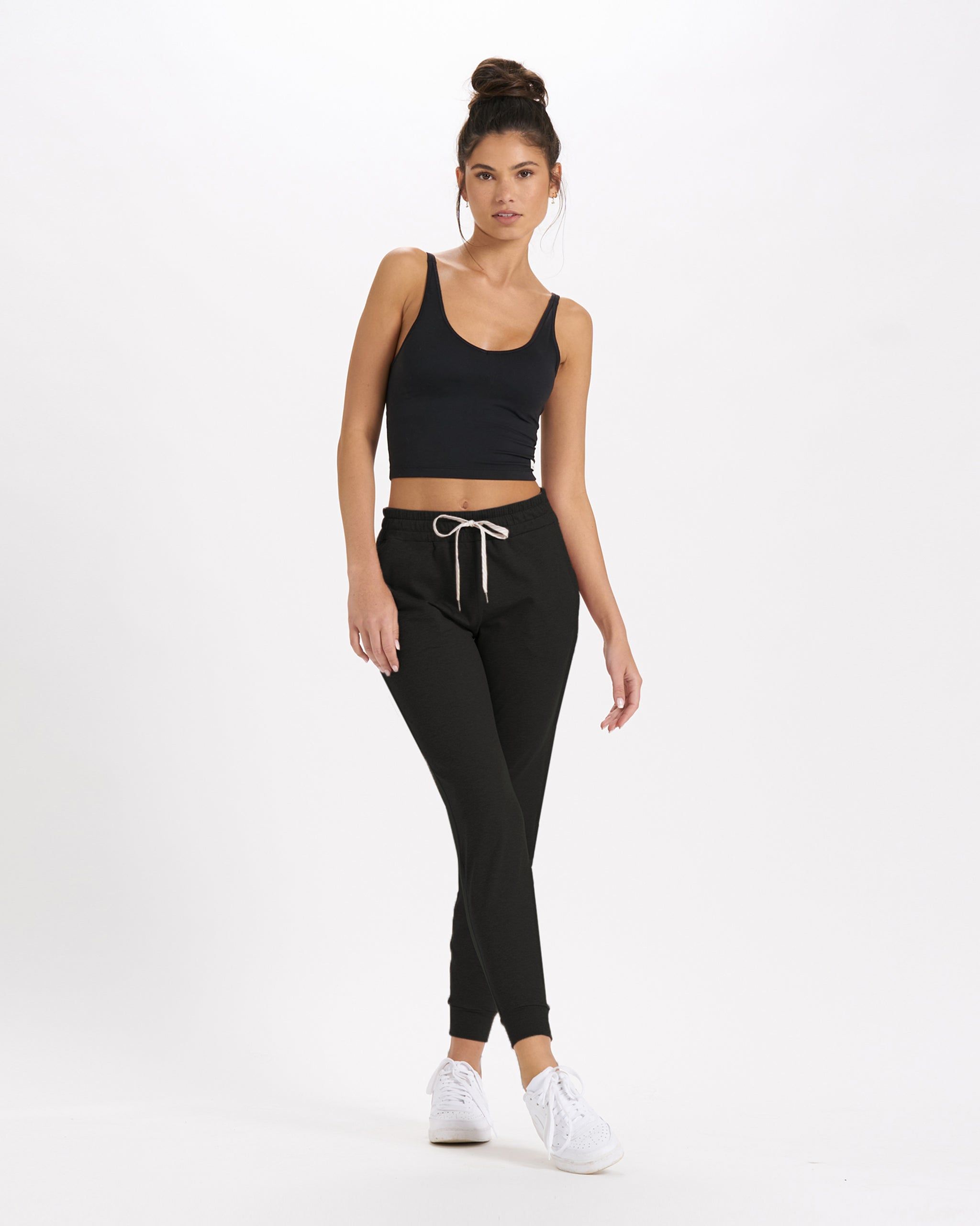 Performance Jogger - Long | Black Heather sold by Vuori product image thumbnail 3