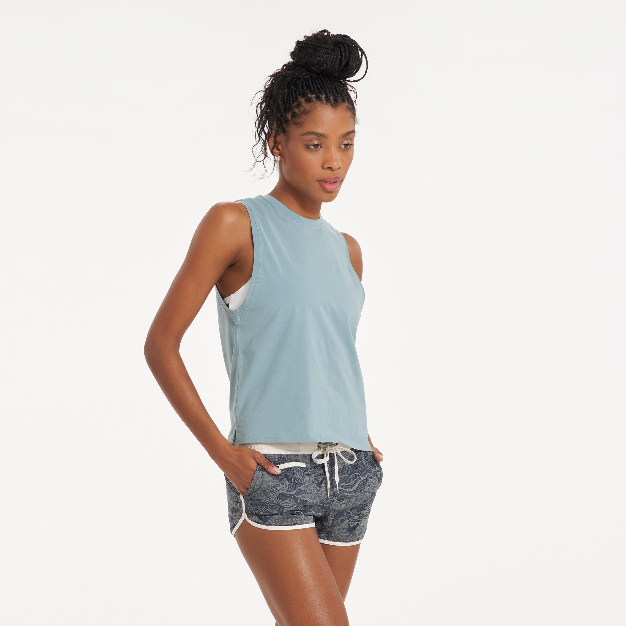 Feather Tank | Shade sold by Vuori product image thumbnail 2