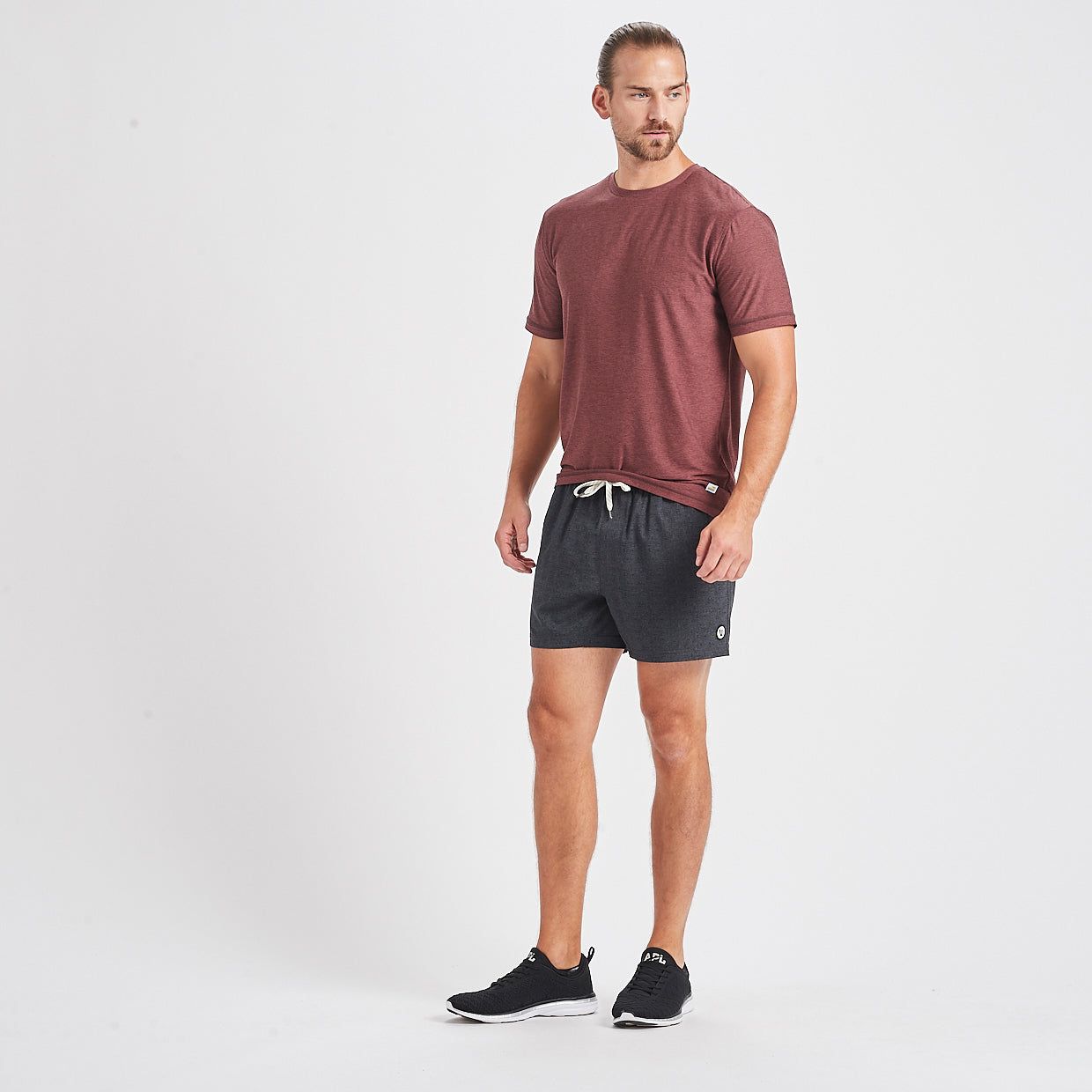 Kore Short 5" | Charcoal Twill Texture sold by Vuori product image thumbnail 5