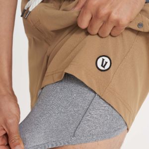 Kore Short 5" | Wheat sold by Vuori