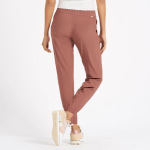 Weekend Jogger | Terracotta sold by Vuori