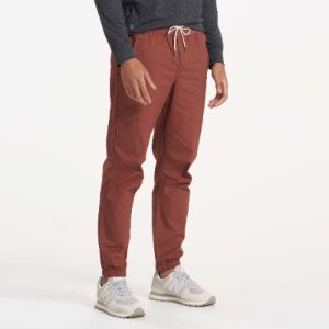 Ripstop Traveler Jogger | Cedar sold by Vuori