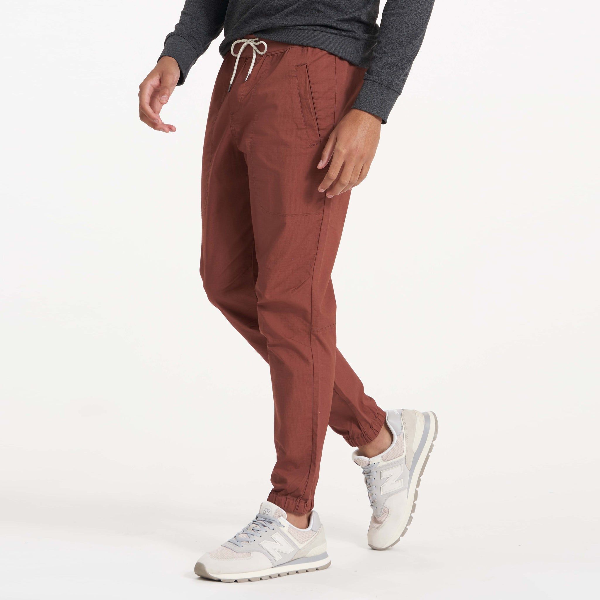 Ripstop Traveler Jogger | Cedar sold by Vuori product image thumbnail 3