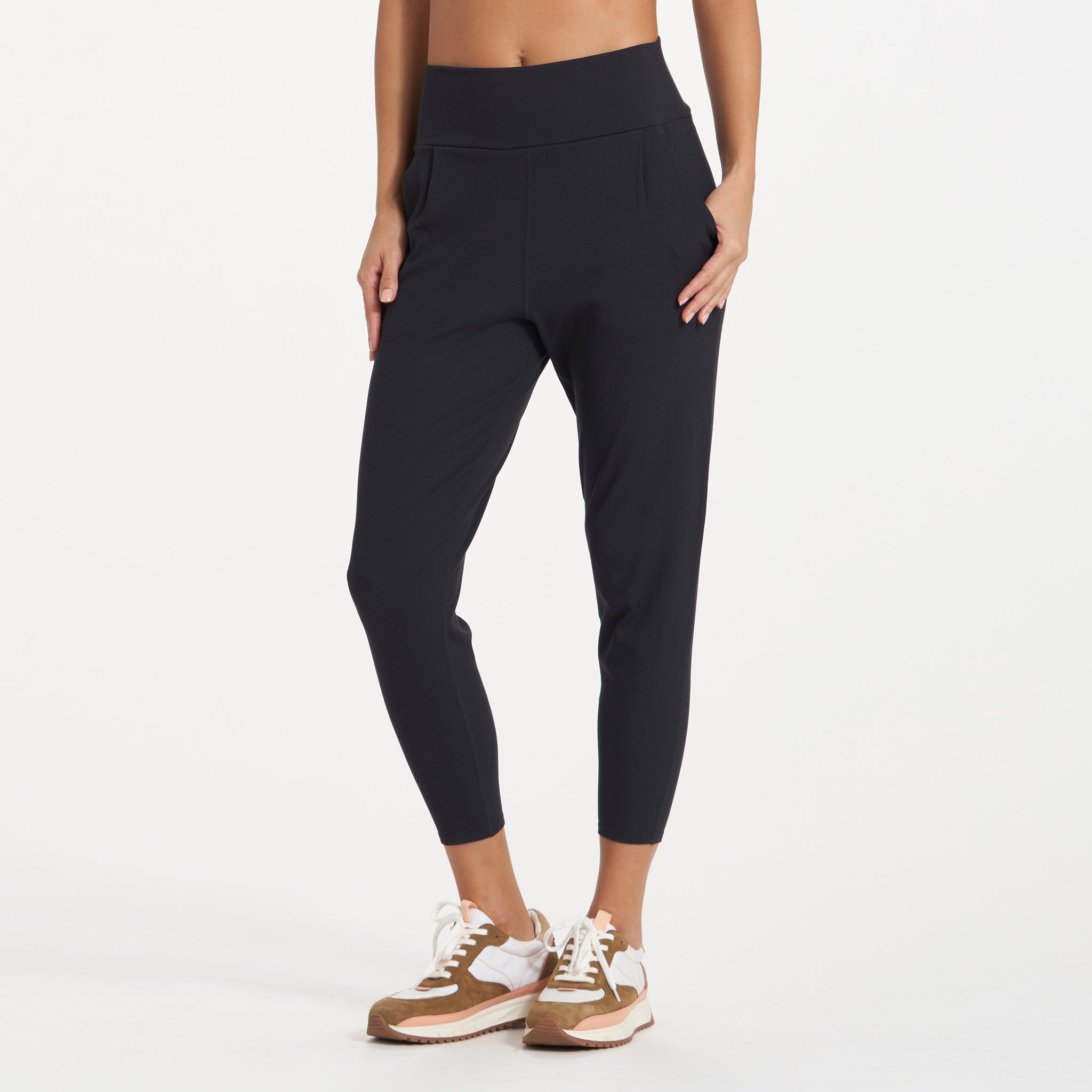 Pose At Ease Pant | Black sold by Vuori product image thumbnail 5