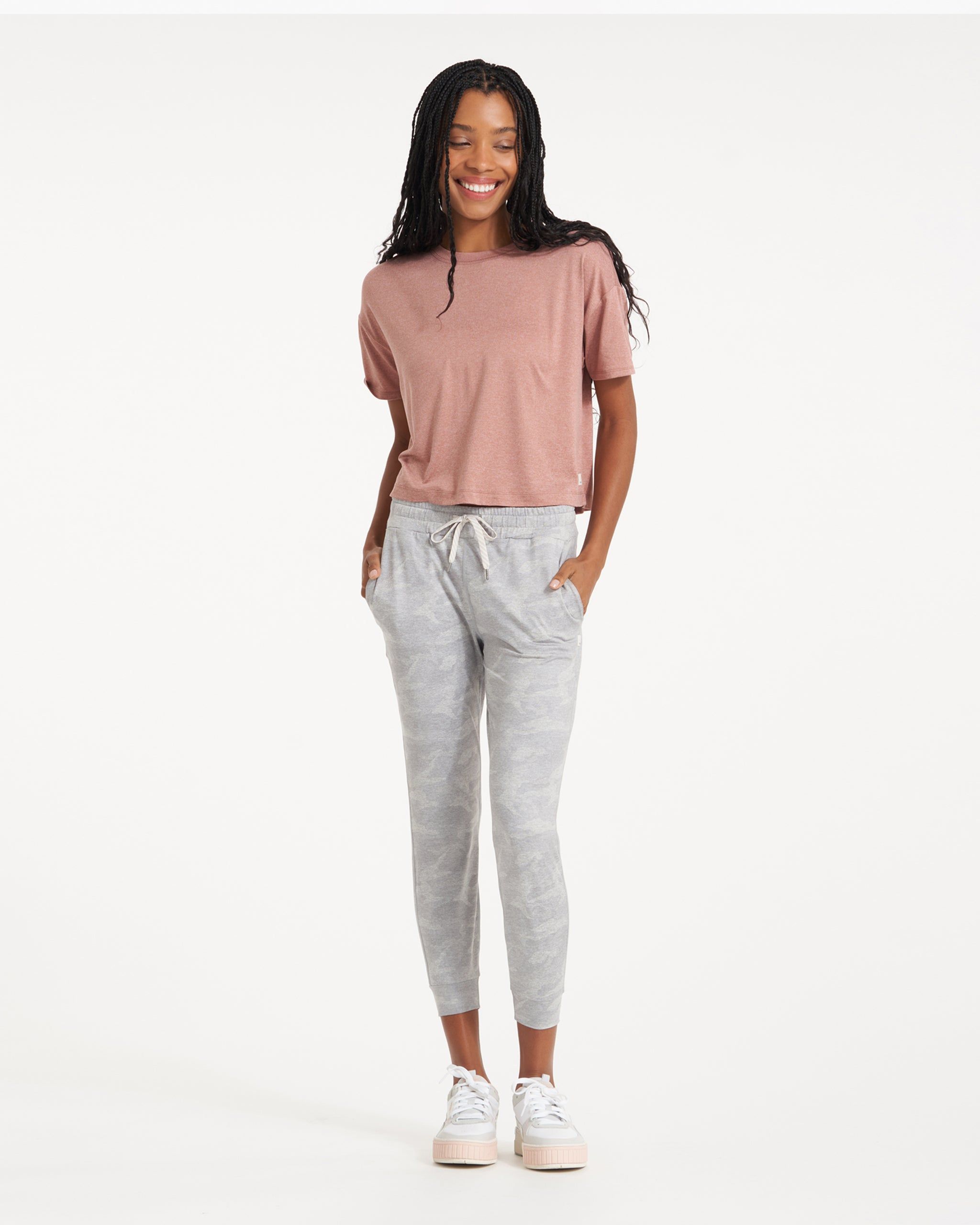 Energy Tee | Light Terracotta Heather sold by Vuori product image thumbnail 4