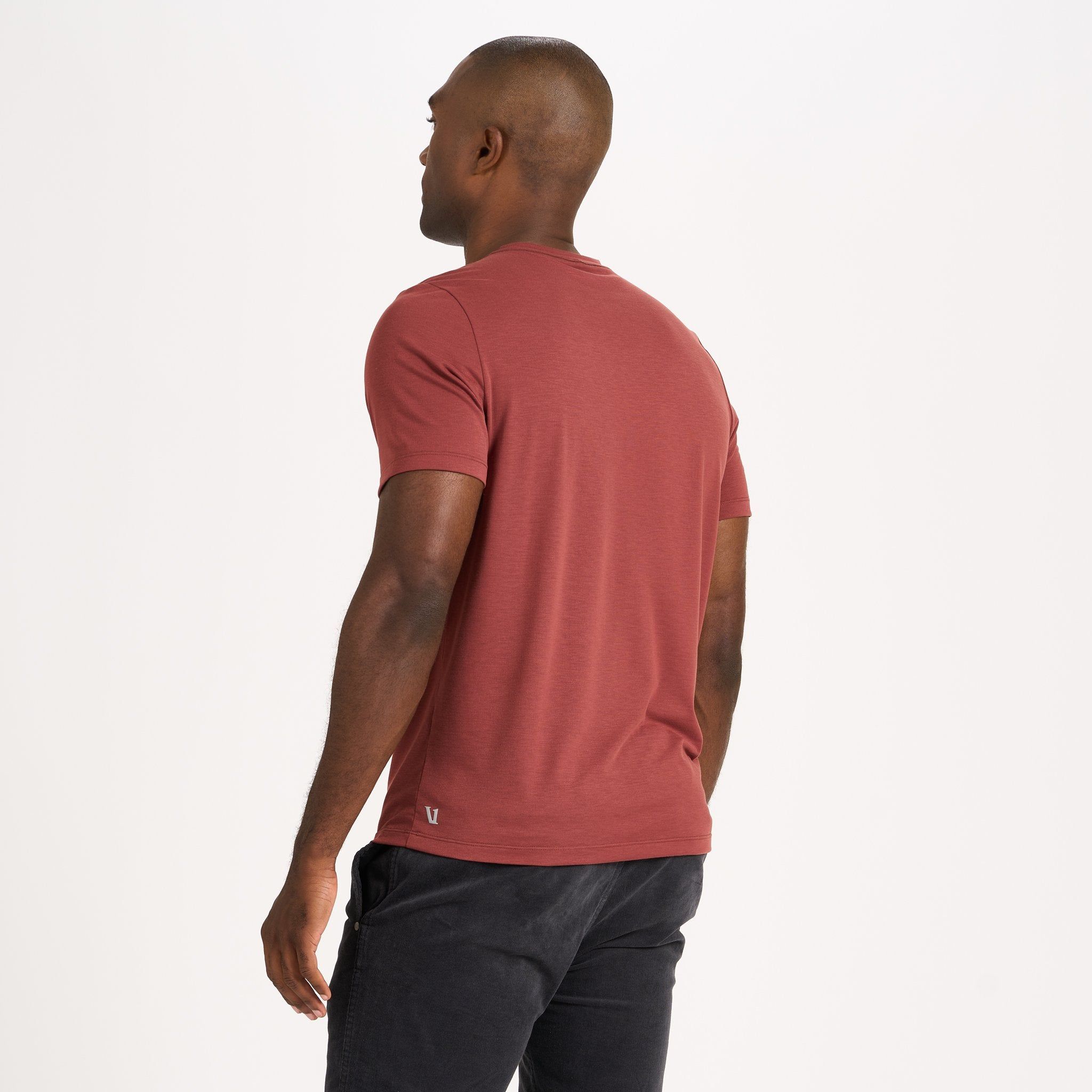 Current Tech Tee | Red Clay sold by Vuori product image thumbnail 3