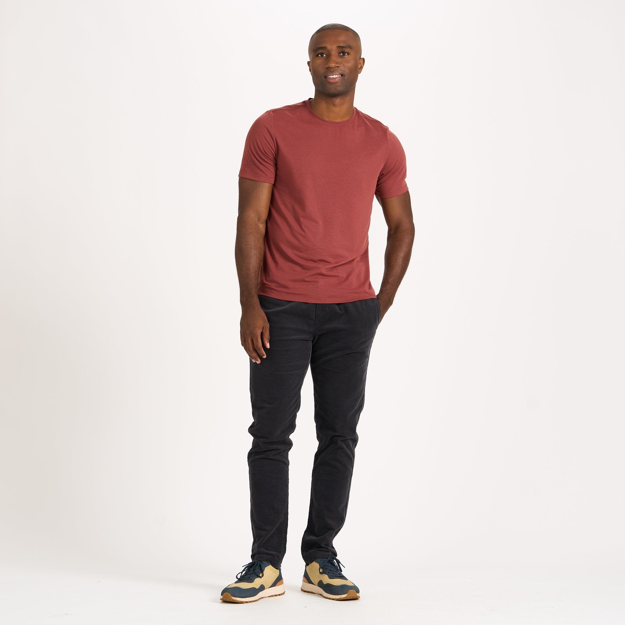 Current Tech Tee | Red Clay sold by Vuori product image thumbnail 4