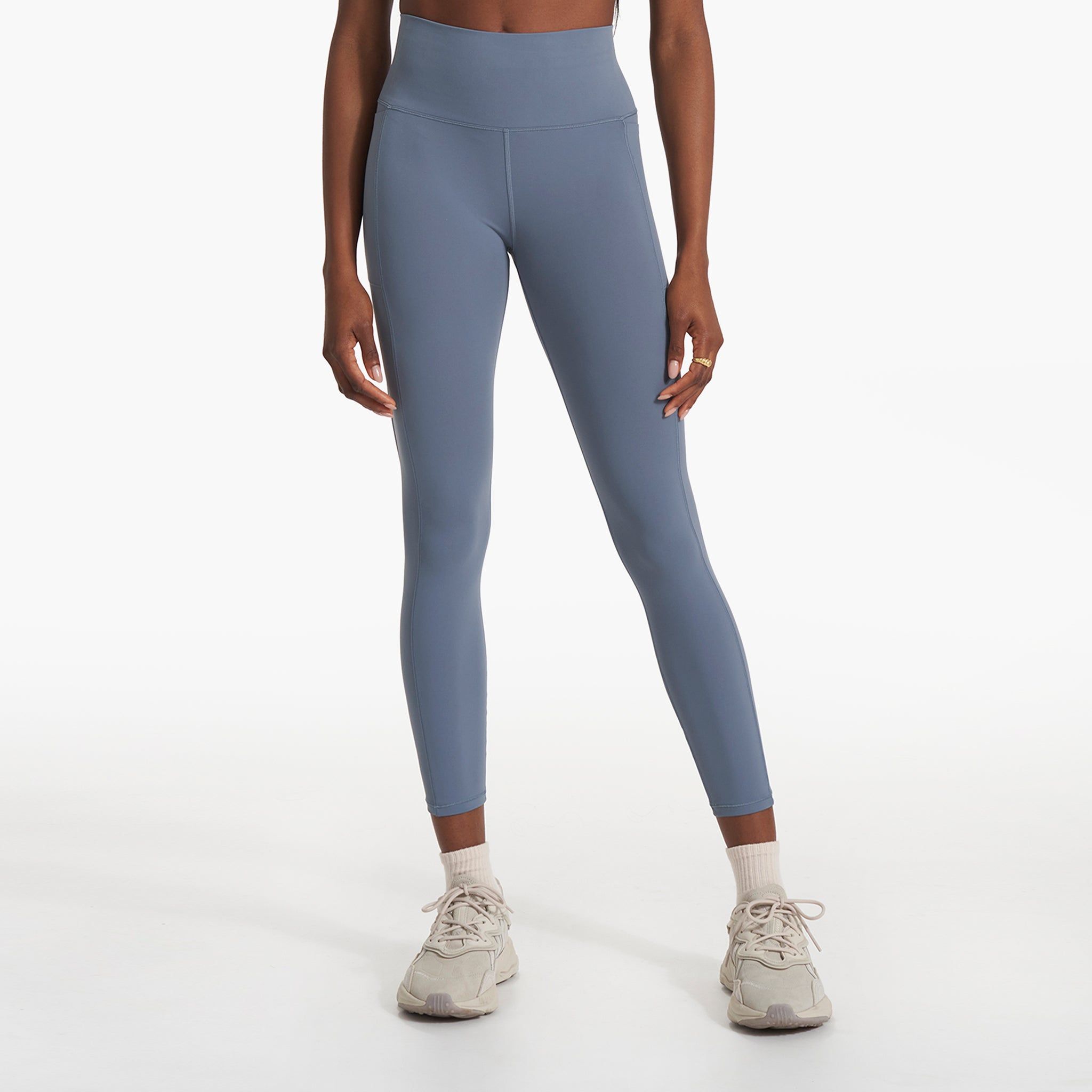 Studio Pocket Legging | Light Azure sold by Vuori