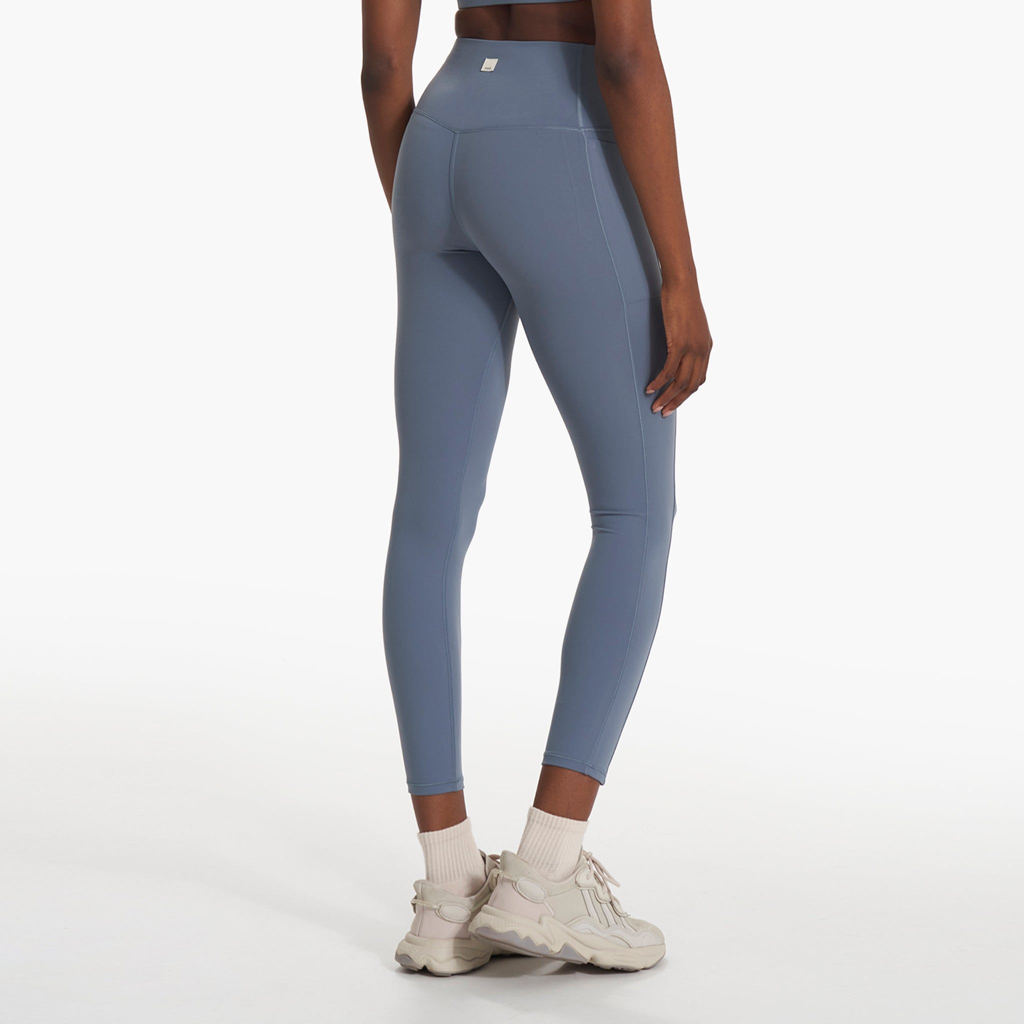 Studio Pocket Legging | Light Azure sold by Vuori product image thumbnail 4