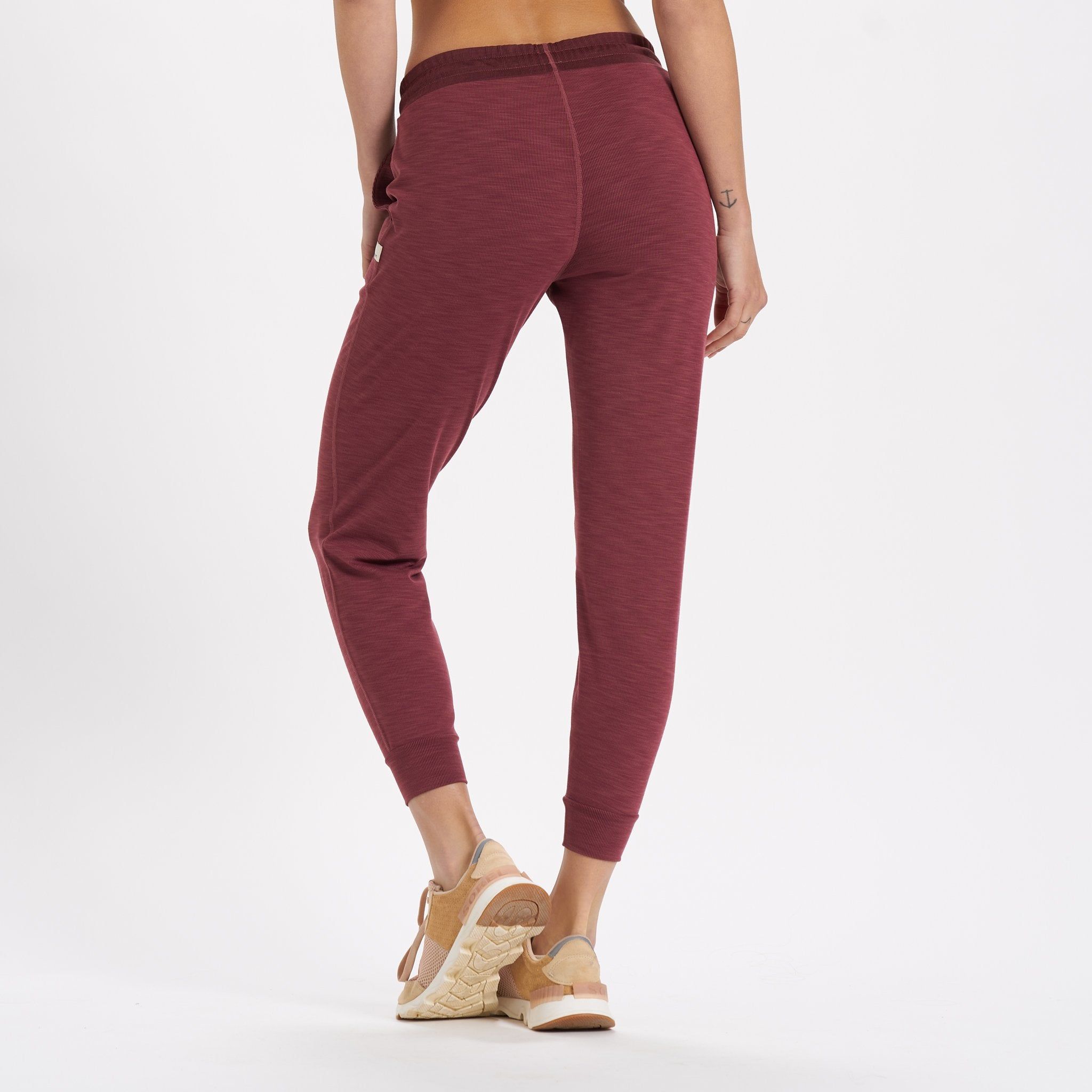 Lux Rib Performance Jogger | Desert Rose Heather sold by Vuori product image thumbnail 3