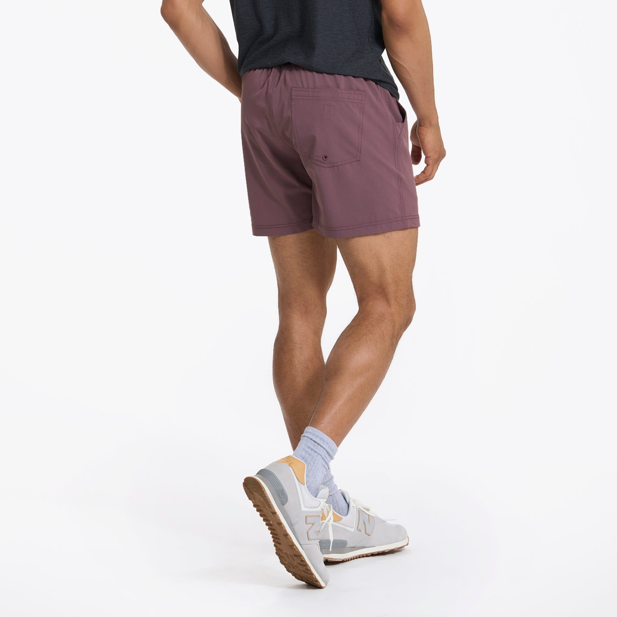 Kore Short 5" | Chestnut sold by Vuori product image thumbnail 5