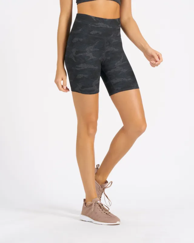 Clean Elevation Shorty | Black Camo made by Vuori