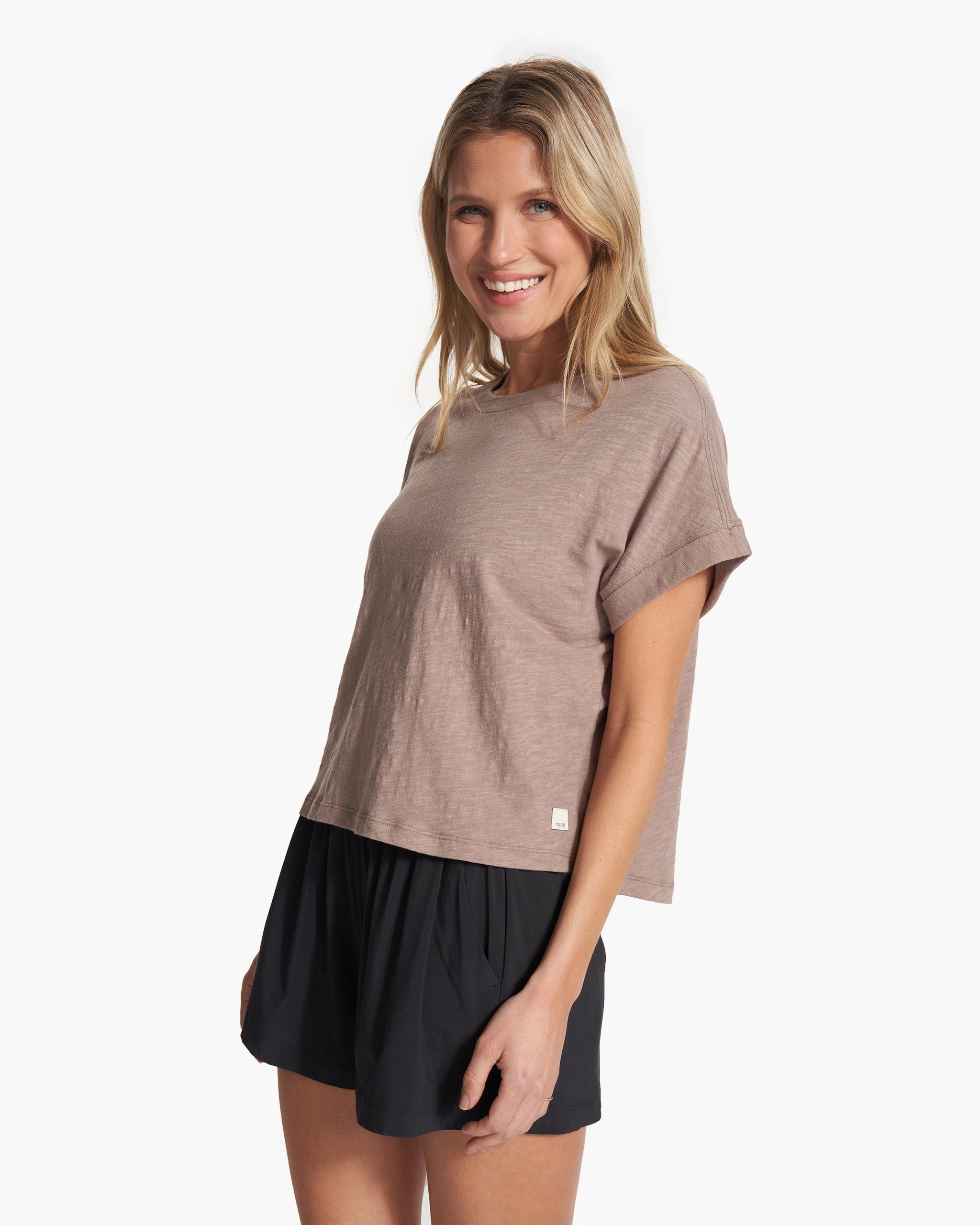 Sunset Easy Tee | Graphite sold by Vuori