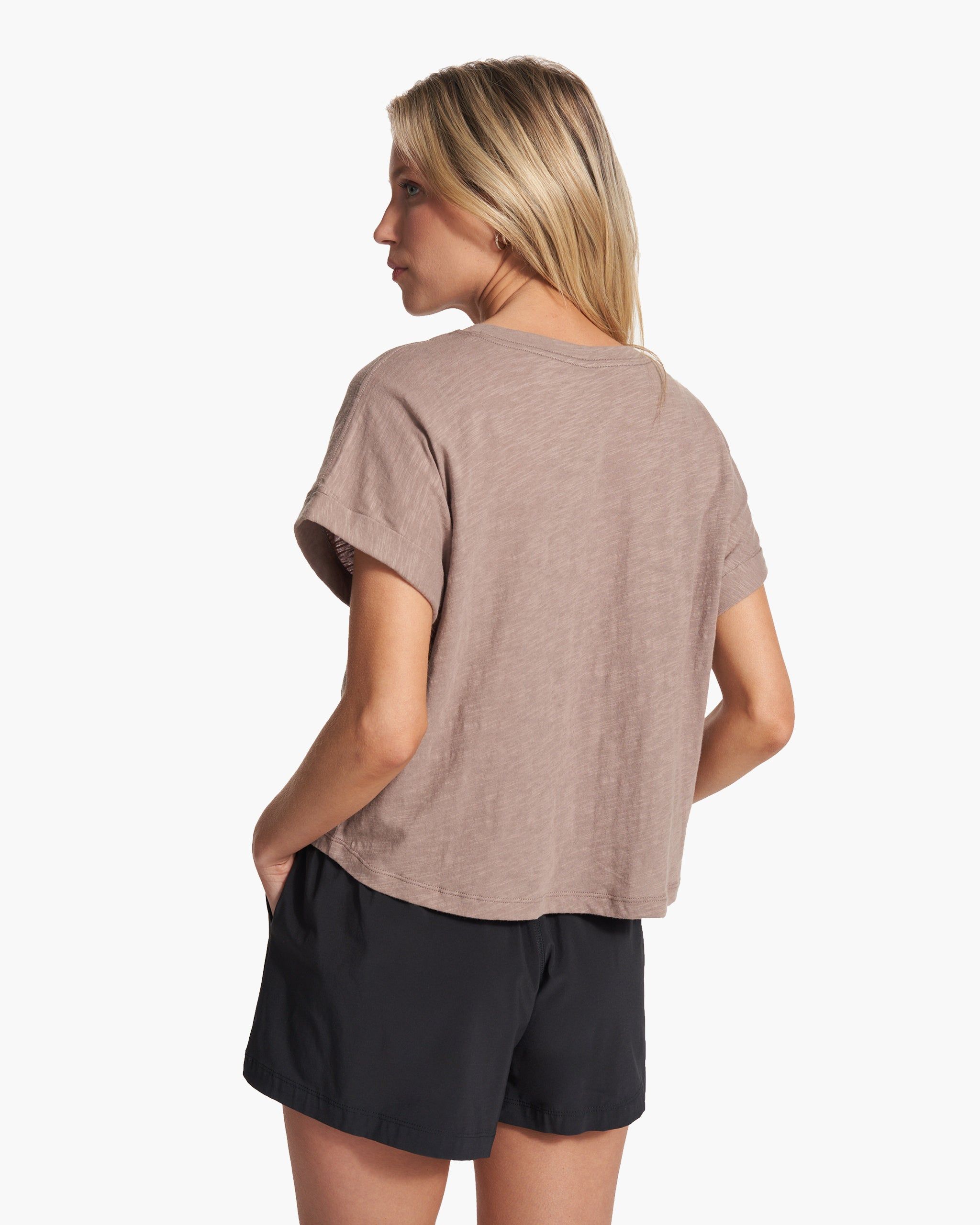Sunset Easy Tee | Graphite sold by Vuori product image thumbnail 2